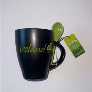Ireland Black Mug with Green Spoon